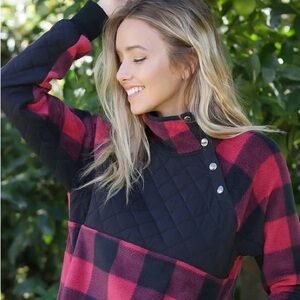 Abercrombie Asymmetrical snap top detail with fleece Buffalo plaid
